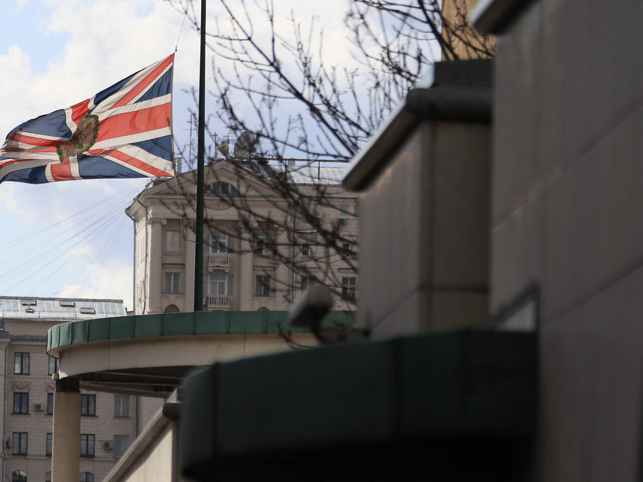Посольство великобритании в москве фото