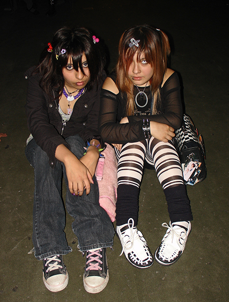 Девушки-эмо, Чили, 2007 год