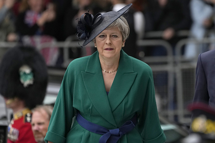 Бывшую главу Британии Терезу Мэй назвали кандидатом на пост врио премьера страны