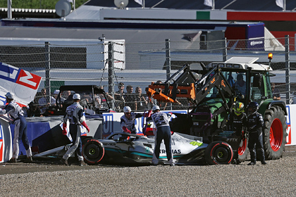 Хэмилтон попал в аварию во время квалификации Гран-при Австрии