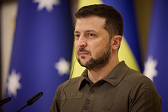 Зеленский назвал причину увольнения послов Украины