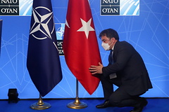 Тюрколог заявил о возможности нового этапа торга НАТО с Турцией
