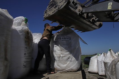В США призвали отменить антидемпинговые пошлины на азотные удобрения из России