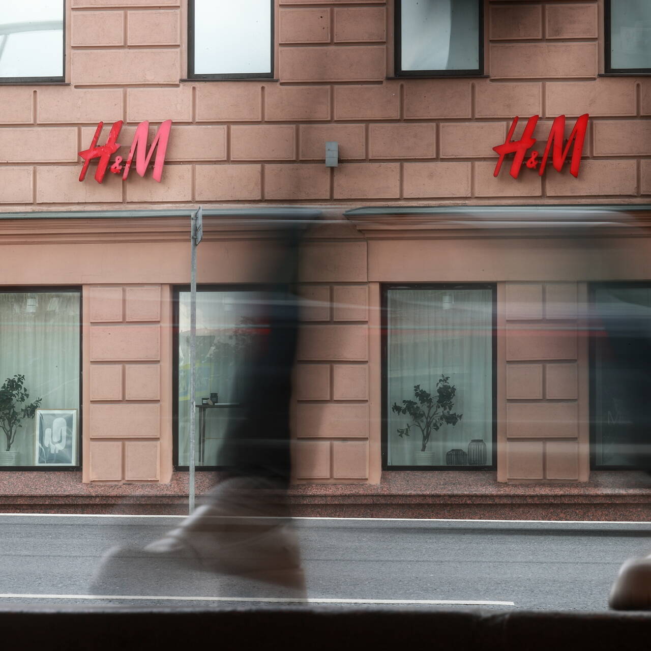 H&M продолжит работу в Белоруссии и Казахстане: Явления: Ценности:  Lenta.ru