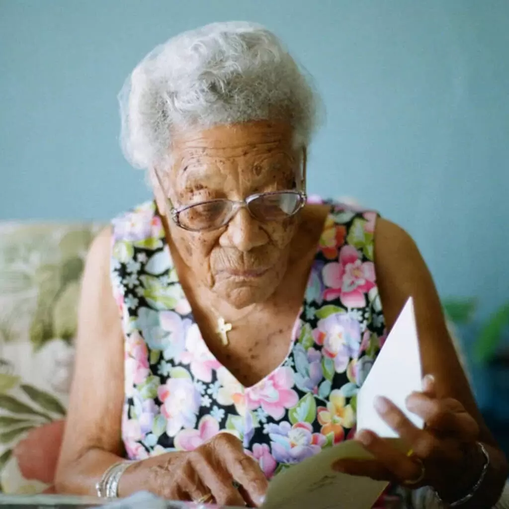 108 yaşlı qadın uzunömürlülüyünün sirrini açıb