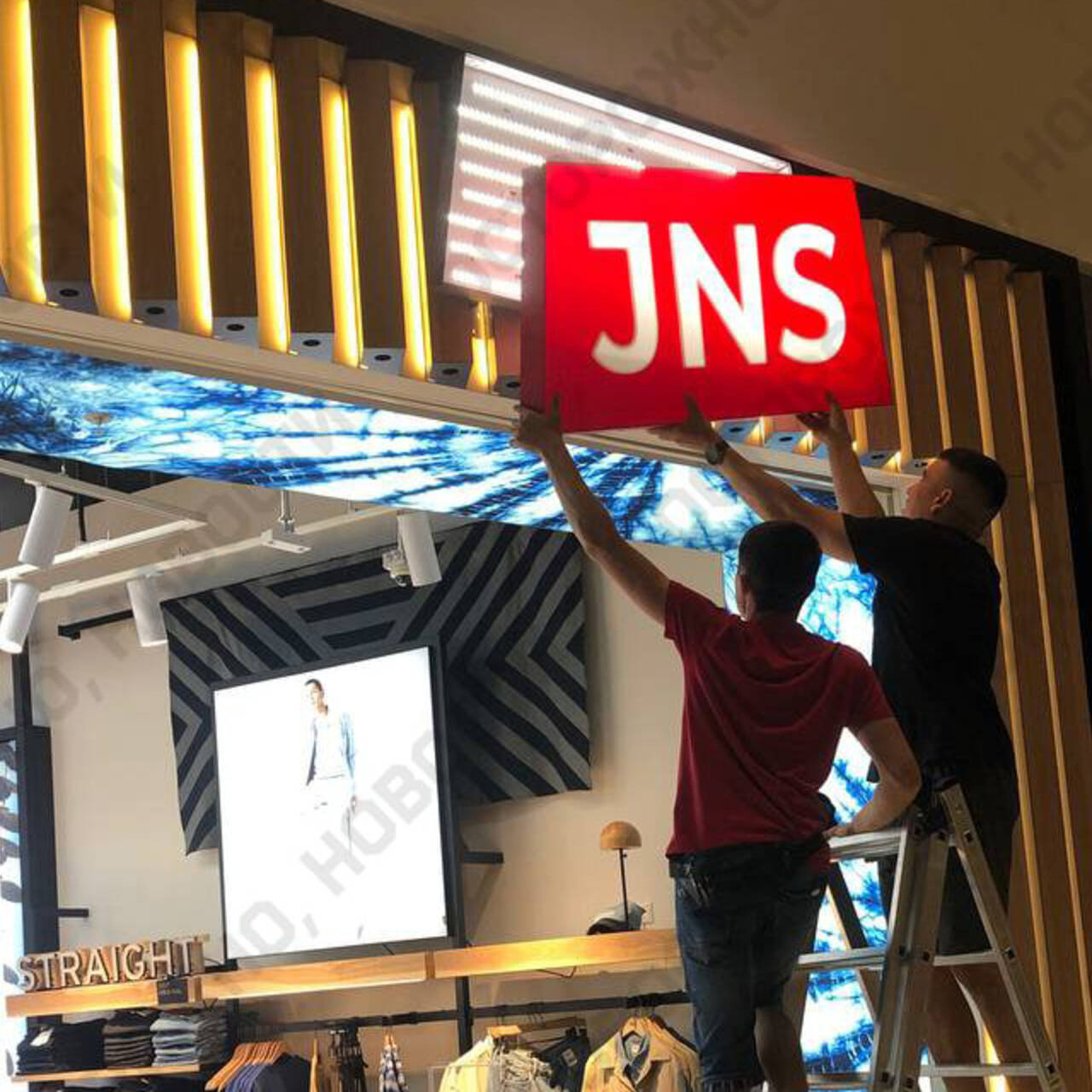Jns сайт. Магазин Levis в Авиапарке. Магазин левайс новое название. Новое название Levis ТЦ Авиапарк. Авиапарк логотип.
