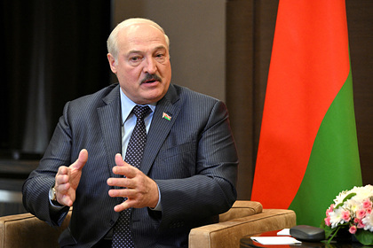 Лукашенко выразил готовность защищать суверенитет Белоруссии «с оружием в руках»