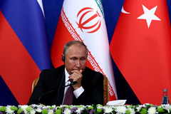 Западу предрекли неприятности после поездки Путина в Тегеран