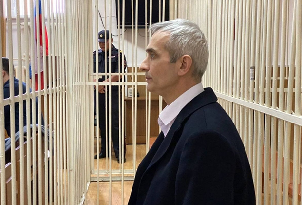 Полковник Сергей Тохсыров в зале суда