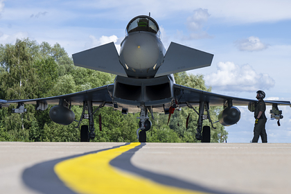 В Великобритании приостановили несущественные полеты истребителей Typhoon