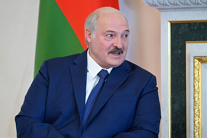 Лукашенко предложил вооружить белорусских егерей