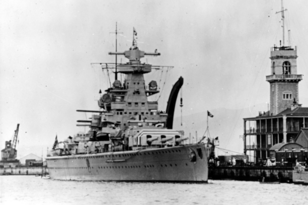 Крейсер «Адмирал Шеер». Фото: U.S. Navy