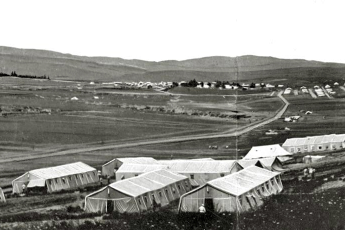 Вид на Долину роз и смерти вблизи Галлиполи, где расположился лагерь 1-го Армейского корпуса Русской армии