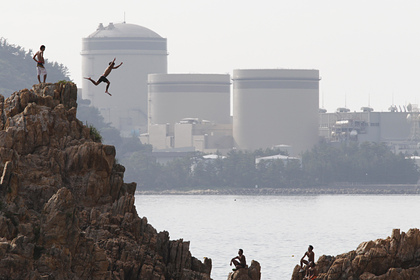 Угрозу от утечки радиоактивной воды внутри энергоблока на японской АЭС оценили
