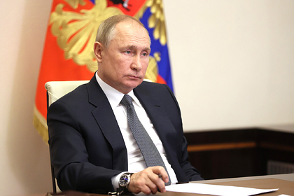 В Кремле ответили на вопрос о купании Путина в Черном море