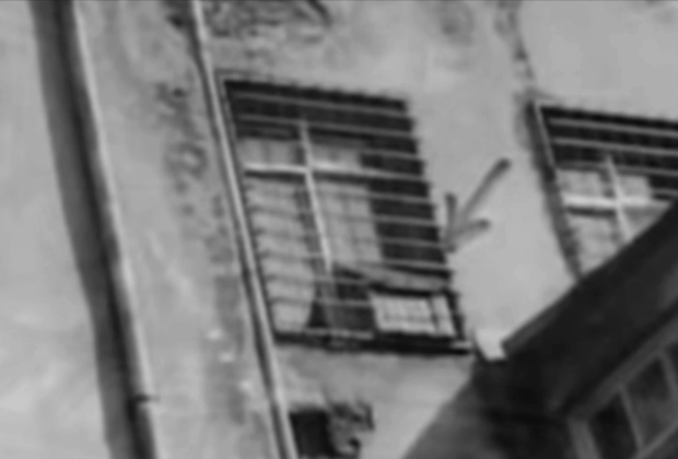 Окно в комнату отдыха, через которое Феликс Калачян проник в отделение Госбанка СССР в Ереване