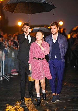 Принцесса Сириваннавари и Гийом Рава на показе Louis Vuitton в Париже, 2019 год