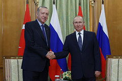 Россию заподозрили в попытке обойти санкции с помощью Турции