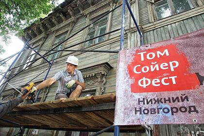 Волонтеры «Том Сойер Фест» начали ремонт дебаркадера в Татарстане