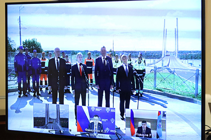 В России открыли мост на три года раньше срока