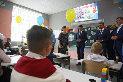 Киевские школы полностью отказались от использования русского языка