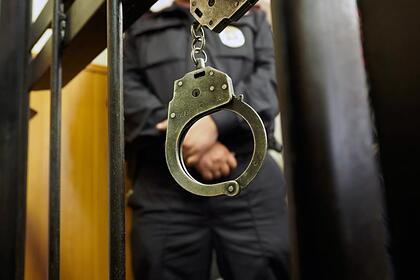 Бывшего инспектора ГИБДД осудили на пять лет за мошенничество в отношении судьи