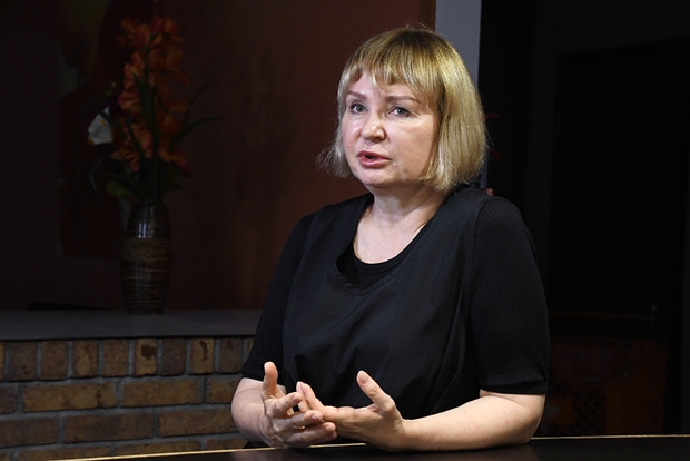 Алла Бут 