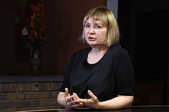 Алла Бут 