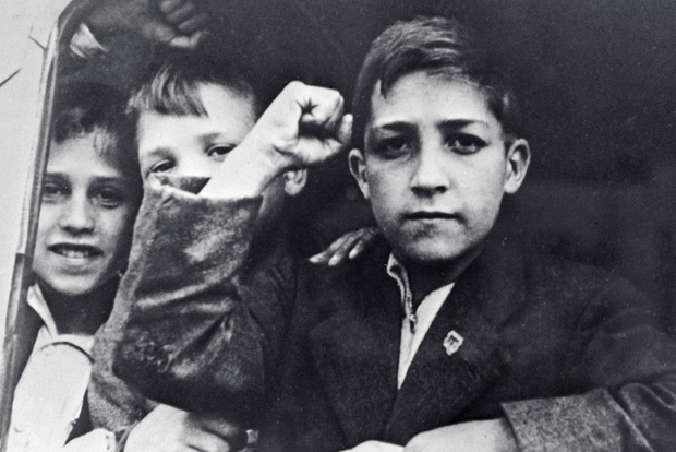 Первая группа испанских детей в количестве 1498 человек, прибывшая в Ленинград 23 июня 1937 года на пароходе «Сантай» из городов Бильбао и Сан-Себастьян. Фото: РИА Новости