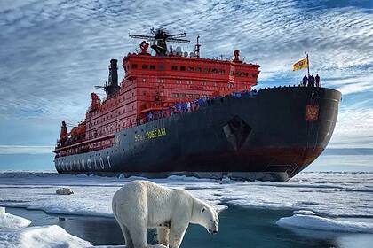 Участник экспедиции Конюхова на Северный полюс снял Арктику с дрона