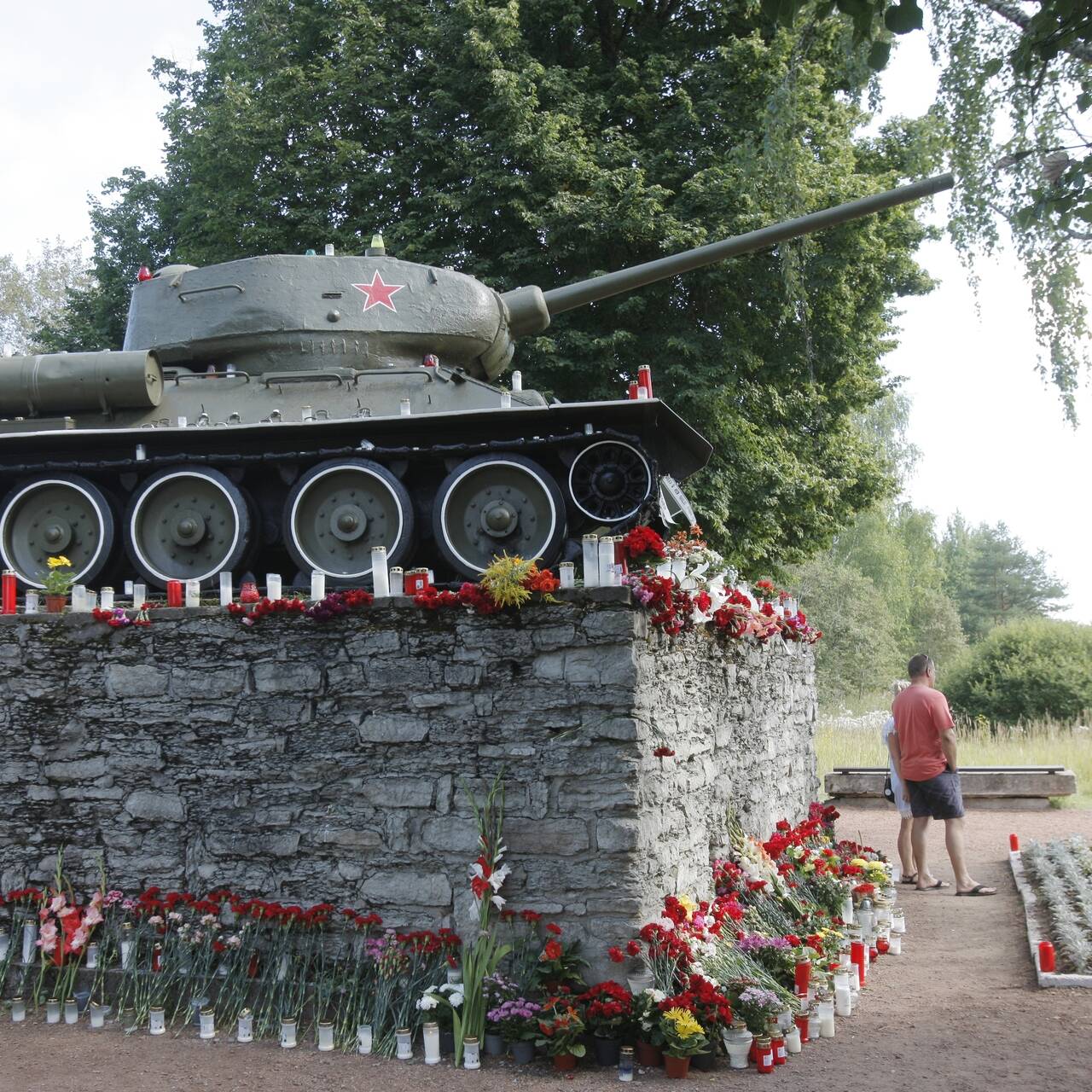 памятник т 34 в берлине