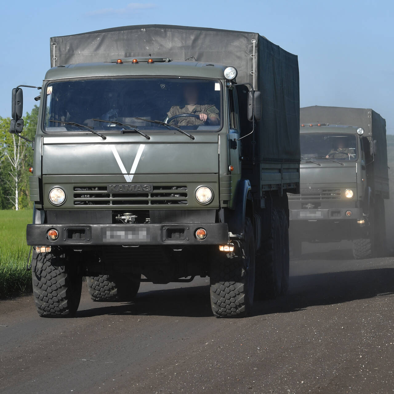 Стало известно о взрыве КамАЗа российских военнослужащих в приграничном  регионе: Общество: Россия: Lenta.ru