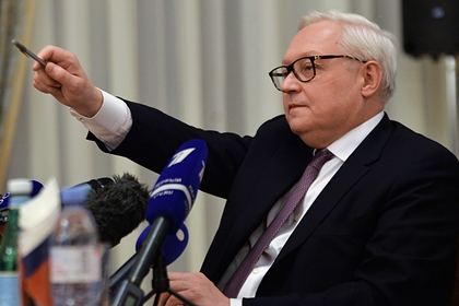 Рябков призвал Россию «не расслабляться» на фоне санкций Запада