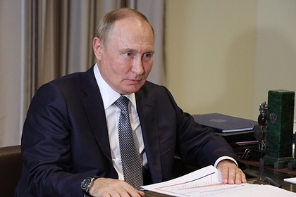 Путин заявил о невозможности России отступить от традиционных ценностей