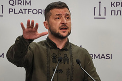 Зеленский пообещал вернуть Крым «любыми средствами»