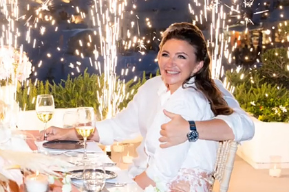 Блиновская арендовала целый отель в Греции ради дня рождения