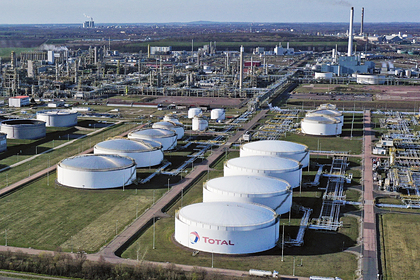 Французский гигант продал долю в российском проекте конкуренту «Газпрома»