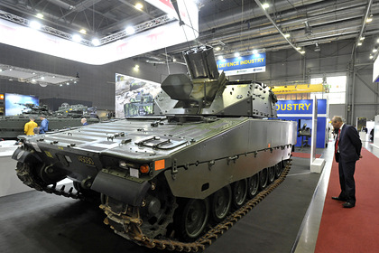 Чехия и Словакия закупят у Швеции боевые машины