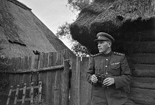 Генерал Александр Горбатов. 1944 год 