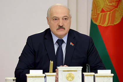 Лукашенко высказался о нежелании держаться за кресло президента