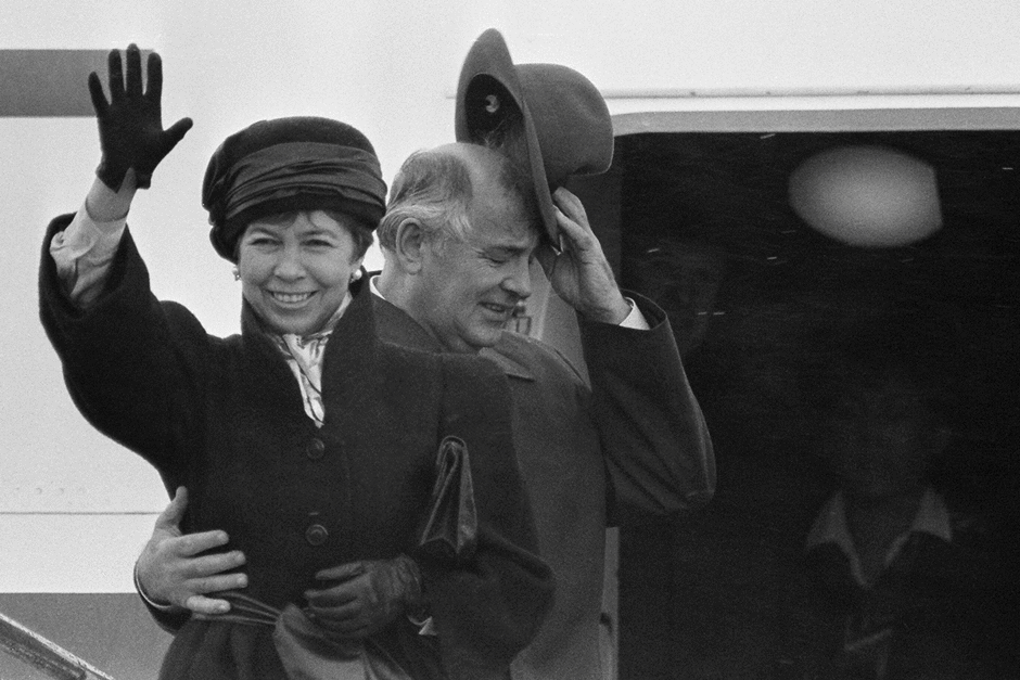 Михаил Горбачев с супругой Раисой на саммите в Рейкъявике, 1986 год