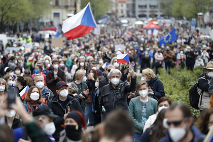 В Праге начался антиправительственный митинг