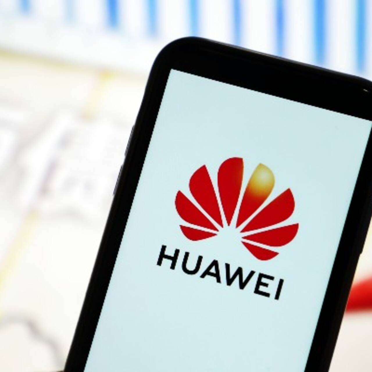 Huawei отправила сотрудников из России в Казахстан: Бизнес: Экономика:  Lenta.ru