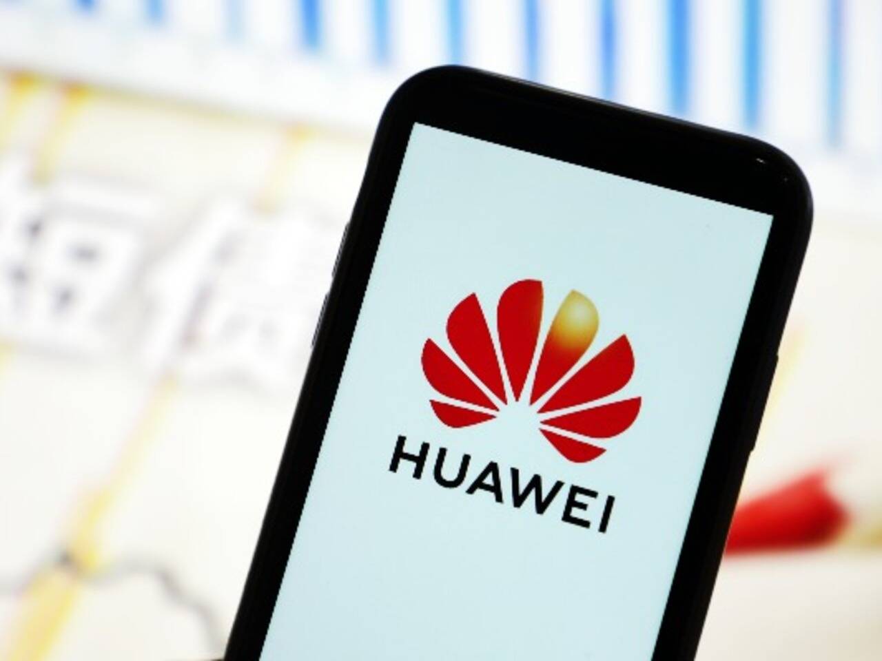 Huawei отправила сотрудников из России в Казахстан: Бизнес: Экономика:  Lenta.ru