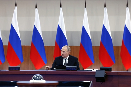 Путин призвал сделать путешествия доступными для всех россиян
