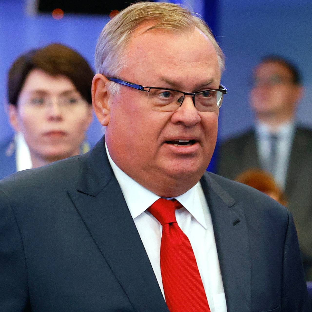 Глава Втб Андрей Костин Фото