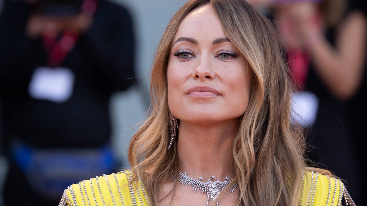 Порно комикстері жыныстық құлдықта ұсталды