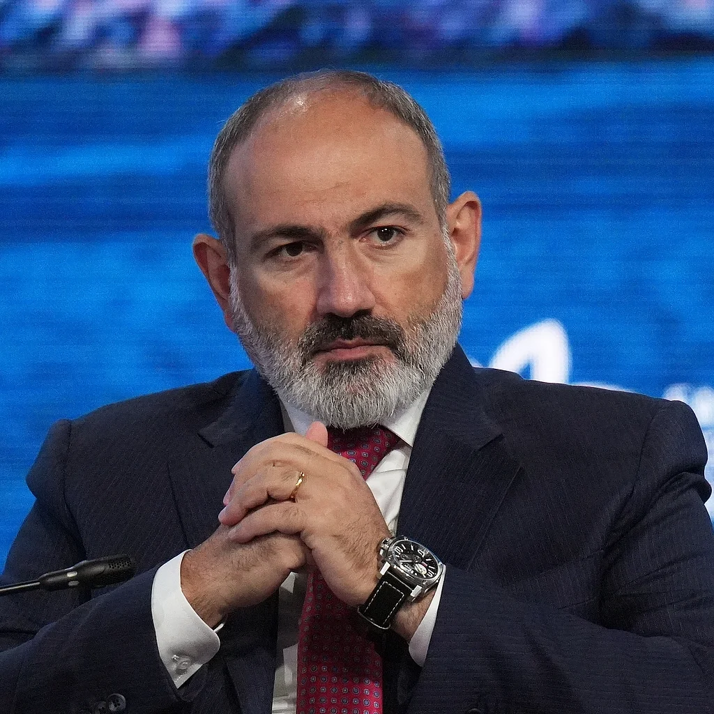 Ermənistan Azərbaycanla münaqişədə 49 nəfərin öldüyünü bildirir Ermənistan Azərbaycanla münaqişədə 49 nəfərin öldüyünü bildirir