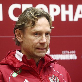 Валерий Карпин