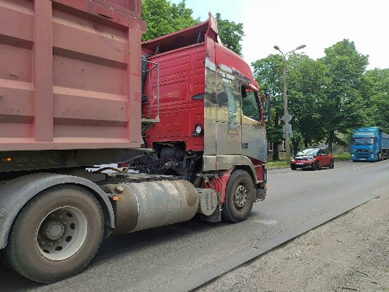 В Казахстане начали задерживать российские грузовики с товаром: Средняя  Азия: Бывший СССР: Lenta.ru